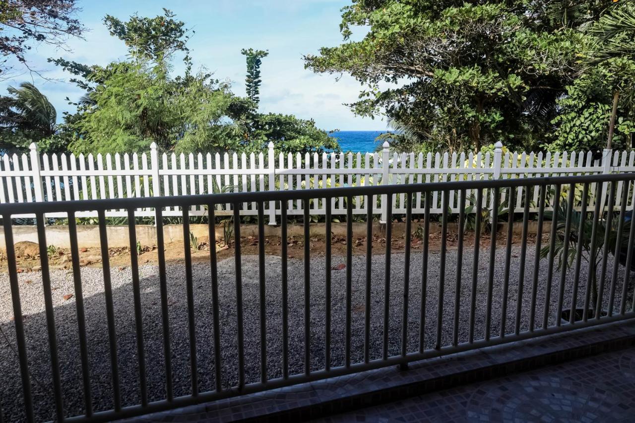 Will'S Sea View Apartments Victoria Luaran gambar